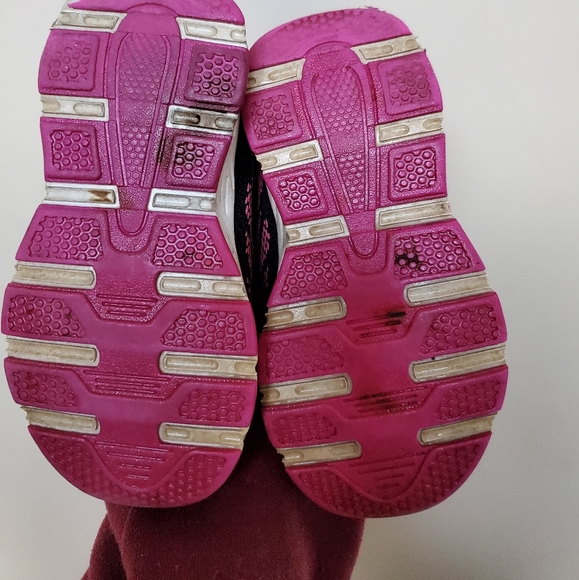 Toddler Girls Runners - Picture 2 of 4